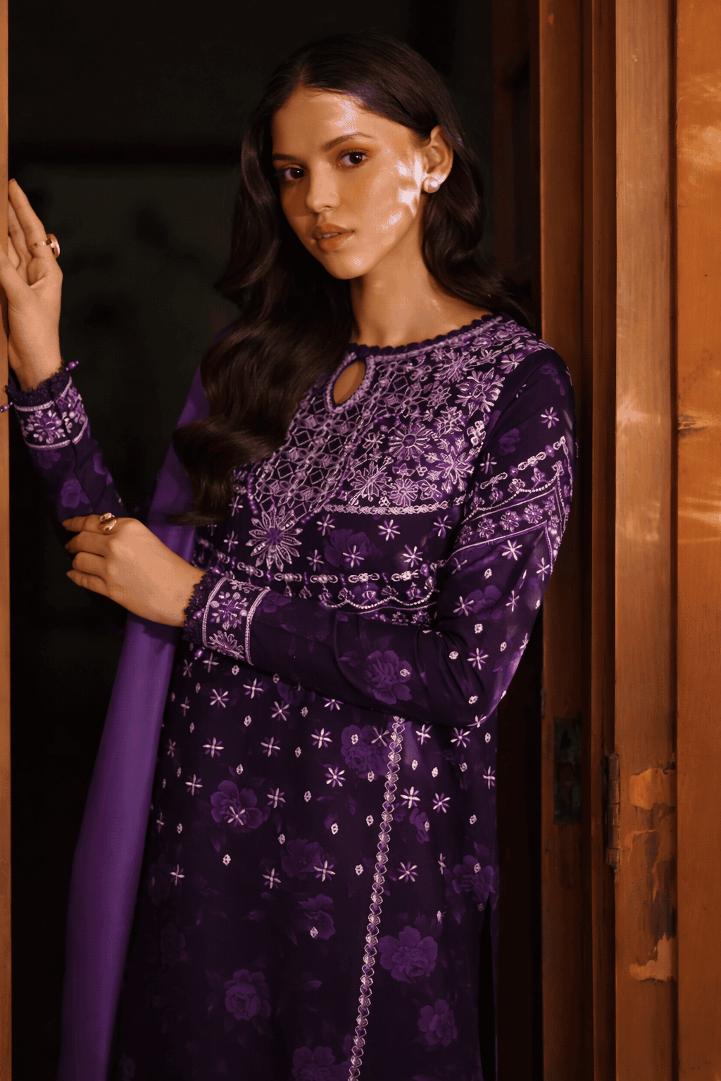 (194) Farasha Meline Powder Plum Suit | Premium Viscose & Twill Shawl - Image 3